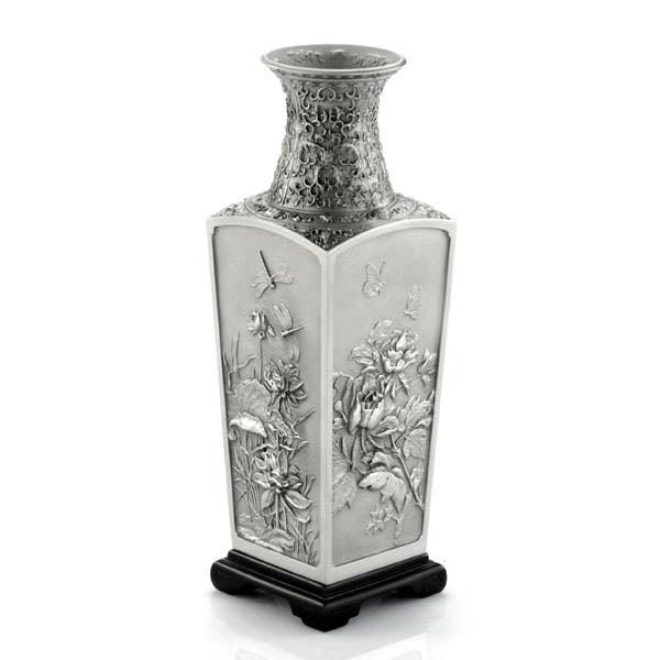 Royal Selangor Four Seasons Vase in Pewter - Small - Notbrand
