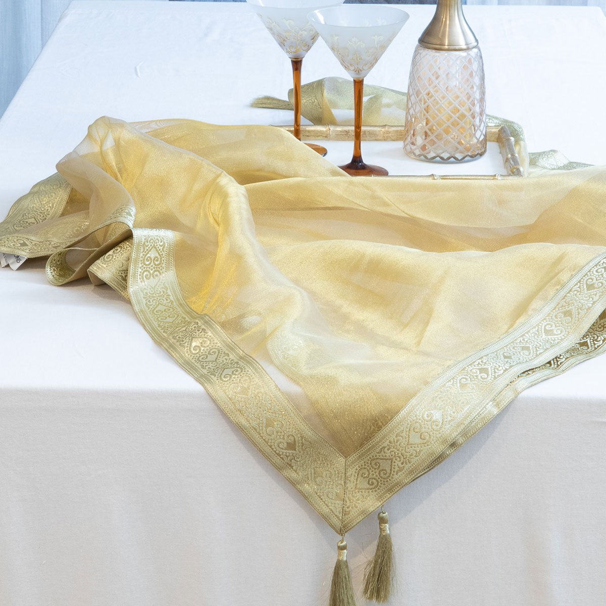 Organza Table Topper with Antique Brocade - Gold - Notbrand