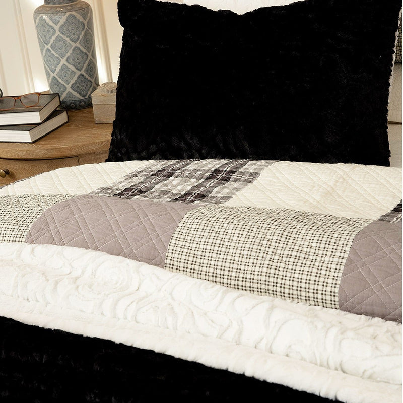Plush Fabric Double Sided Cosy Blanket Set - Black & White - Notbrand
