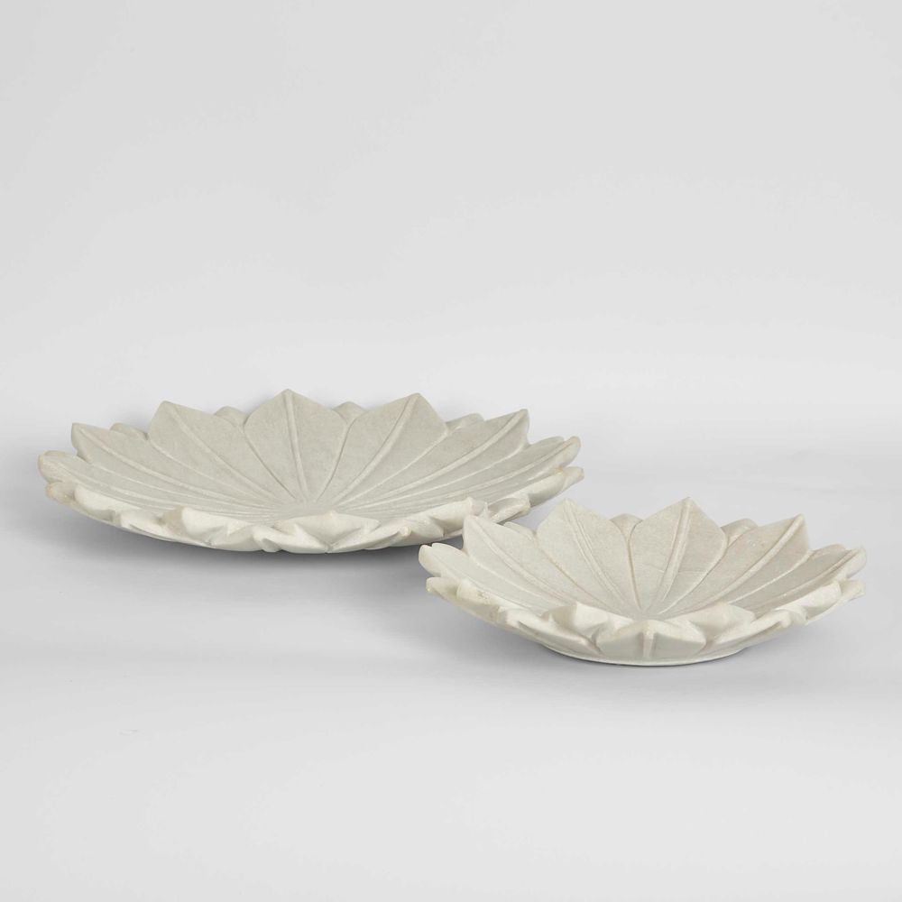 Perin Marble Flower Bowl in White - Large - Notbrand
