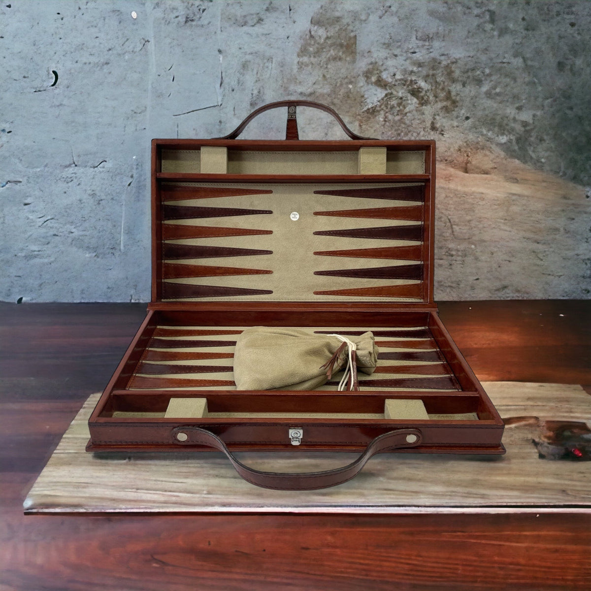Backgammon Game Tan Leather Box - Notbrand