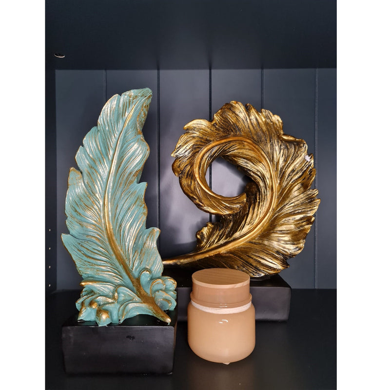 Curled Feather Sculpture in Resin - Gold - Notbrand