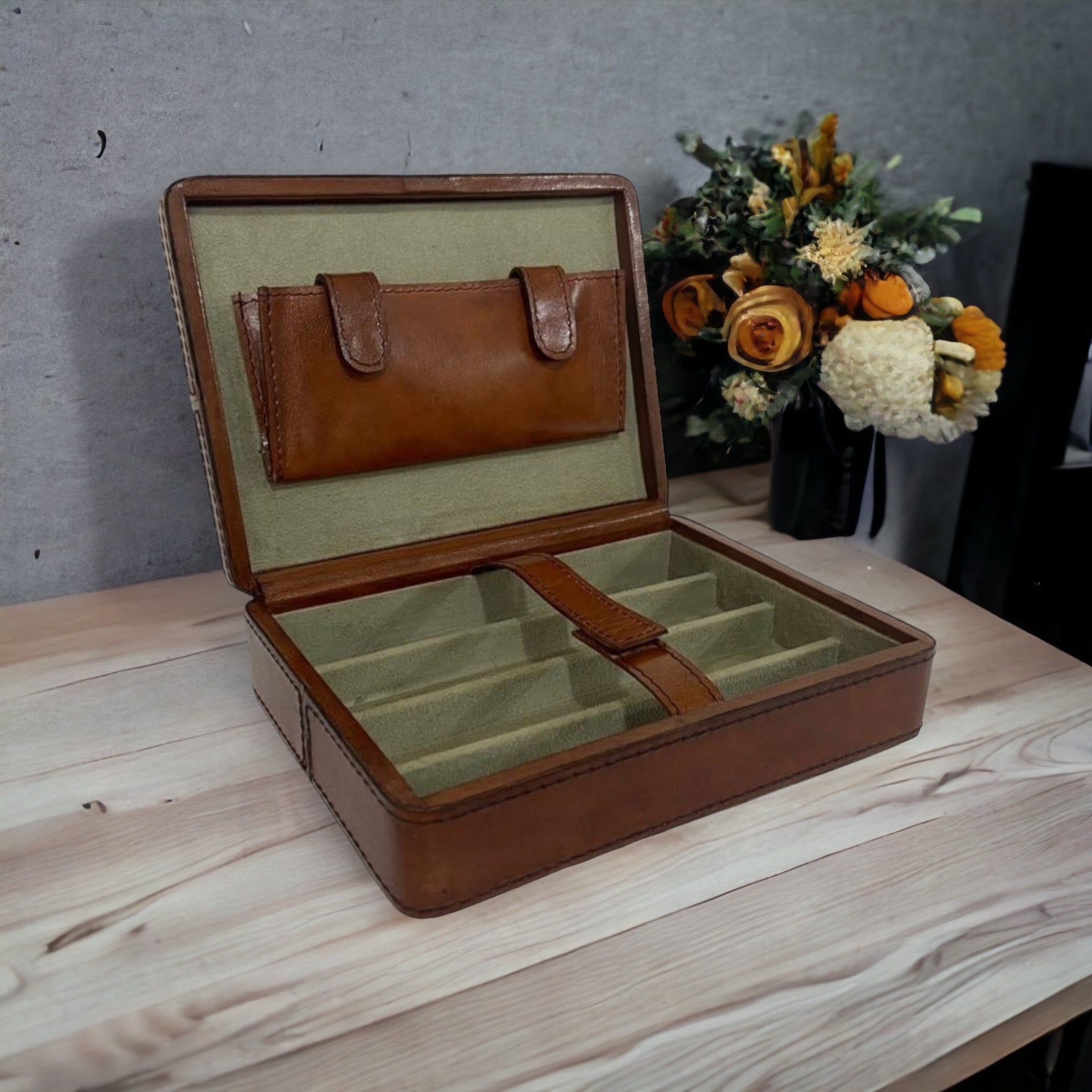 Agora Tan Leather 4-Cigar Box - Notbrand