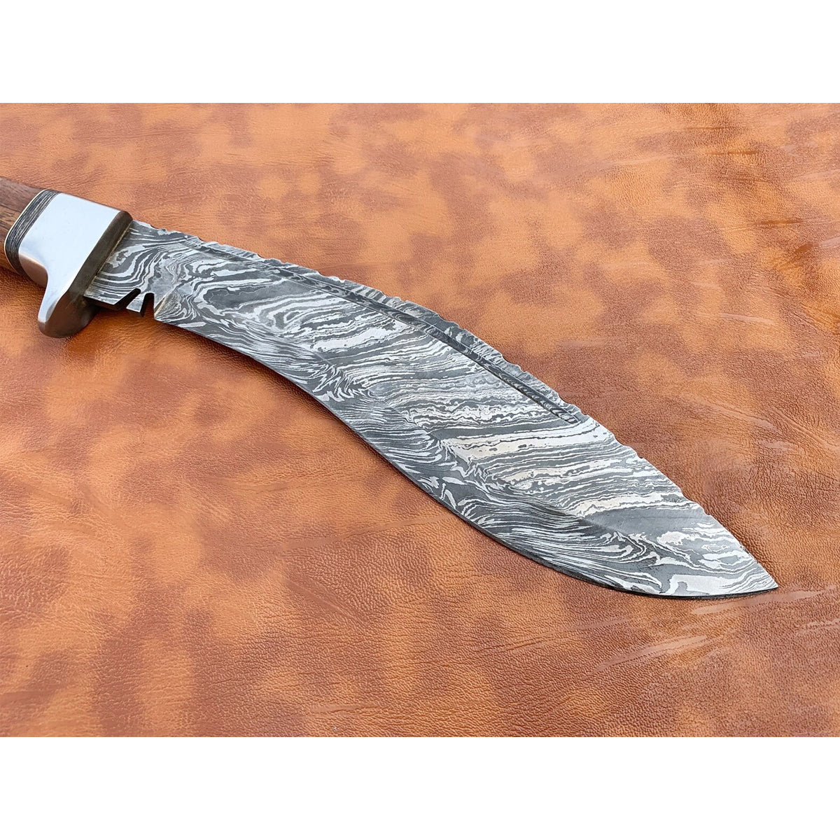 Aqids Handmade Damascus Steel Hunting Kukri Knife - Notbrand