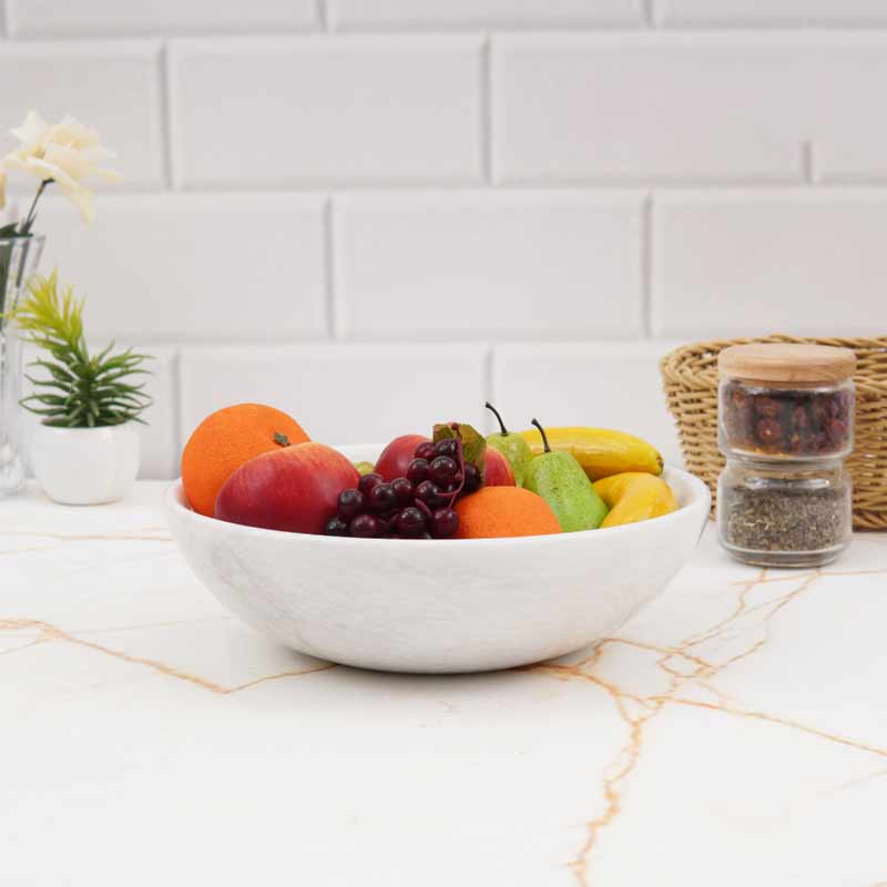 Heirlooms Round Fruit Bowl in Marble - White