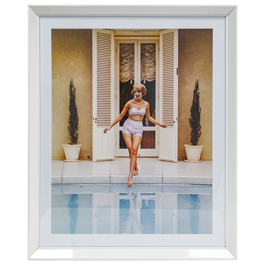 Poolside Marilyn Framed Retro Printed Wall Art - 120cm - Notbrand