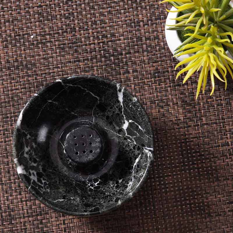 Sindruc Incense Holder in Marble - Black - Notbrand