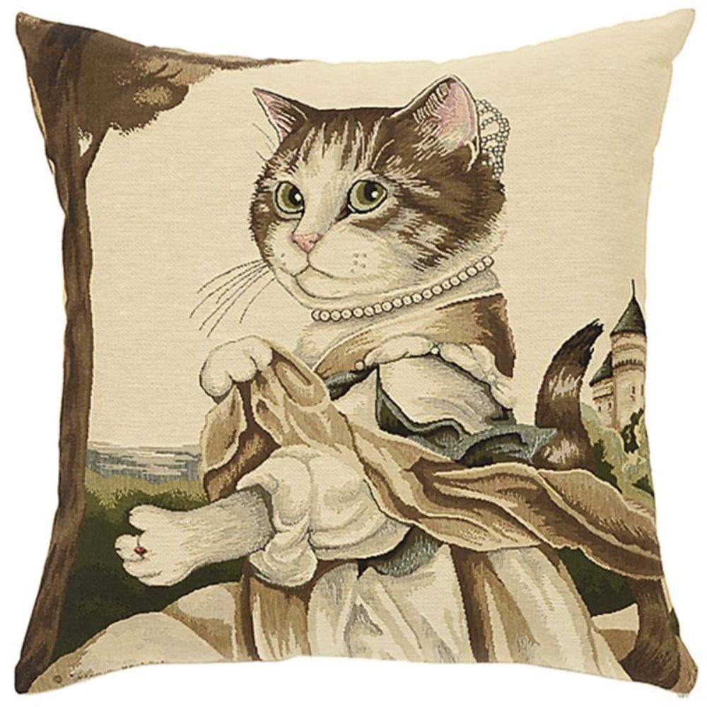 Lady Guinevere Dressed Cats Cushion - NotBrand