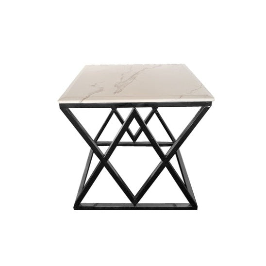 Alsea luxurious Side Table - Black - Notbrand