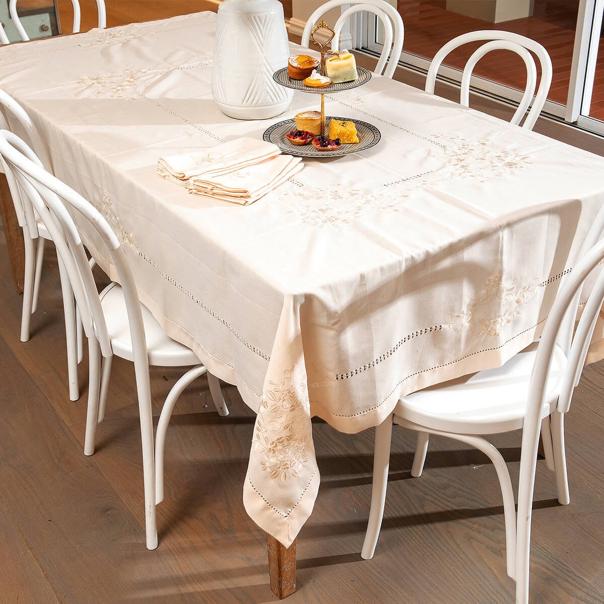 French Style Linen Tablecloth - Ivory
