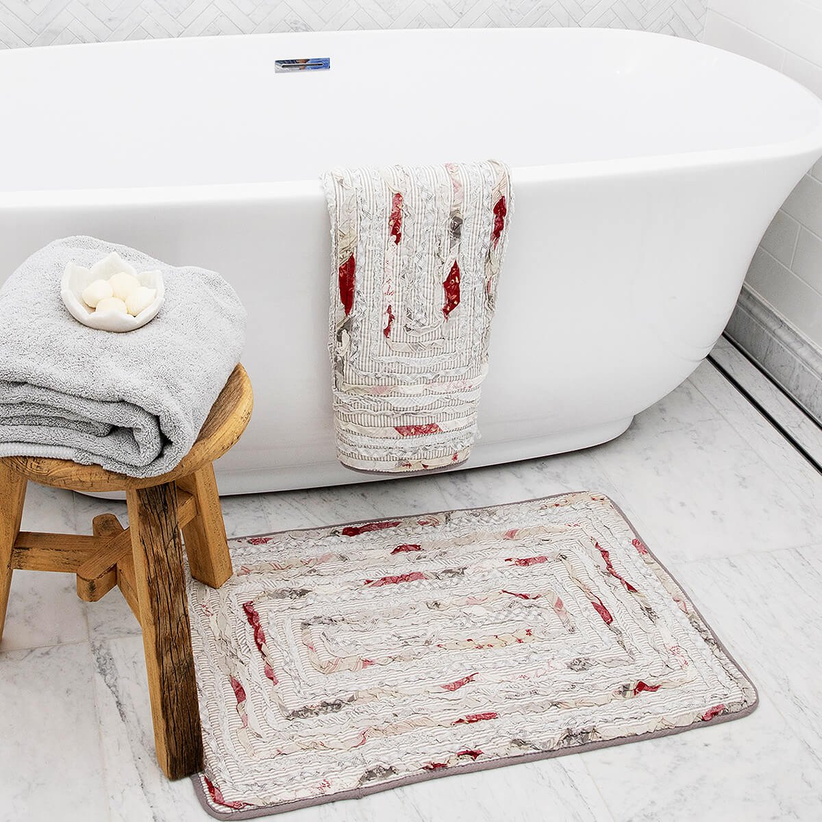 French Design Cotton Fabric Ruggy Bathmat - Non Slip - Notbrand
