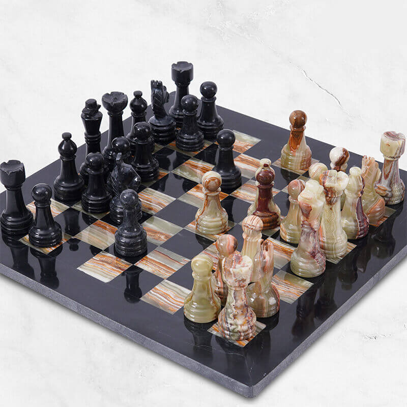 Obsidian Chess Set in Black & Green - 38cm - Notbrand