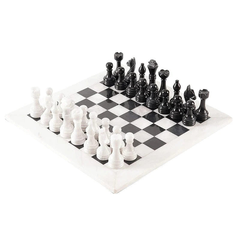 Obsidian Chess Set in White & Black - 38cm - Notbrand