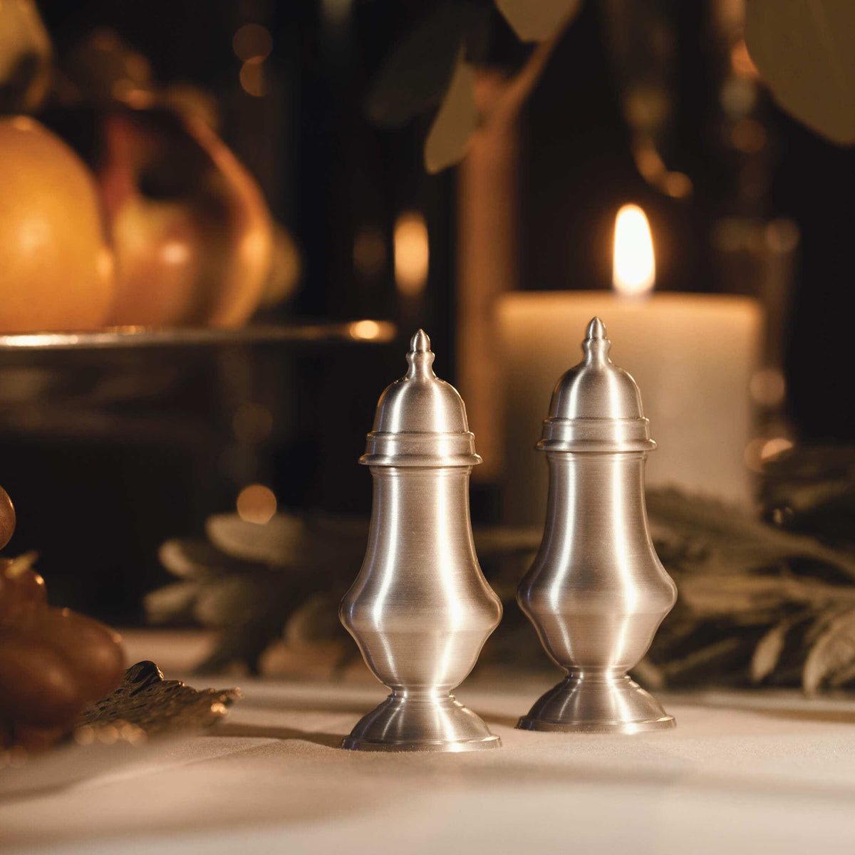 Royal Selangor Salt and Pepper Shakers with Gift Box - Pewter - Notbrand