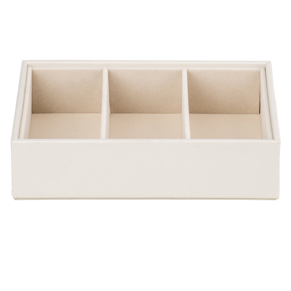 Cassandra's 4 Tray Jewellery Box in White - Medium - Notbrand