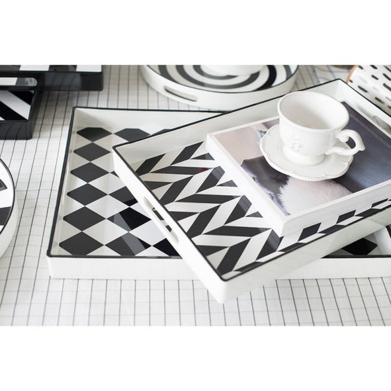 Set of 2 Black & White Patterned rectangular trays - Notbrand