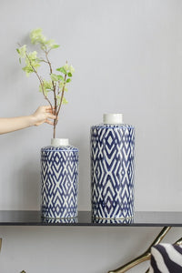 Carlyle Porcelain Lidded Jar in Deep Blue - Large - Notbrand