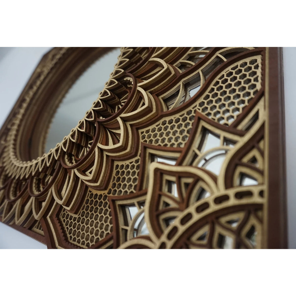 Hetel Wooden Mandala Ornate Mirror - Brown/Gold - Notbrand