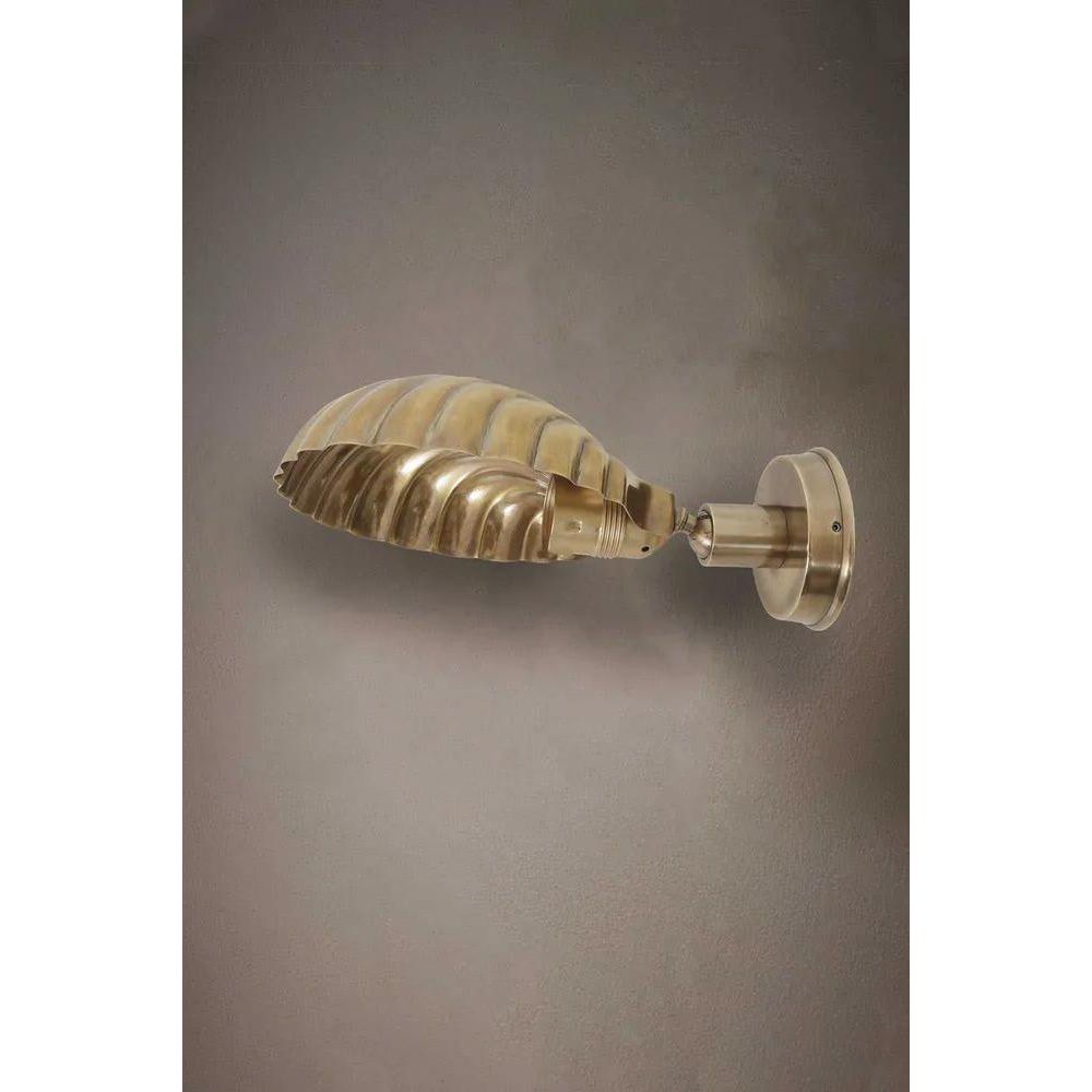 Oliver Wall Light - Antique Brass - Notbrand