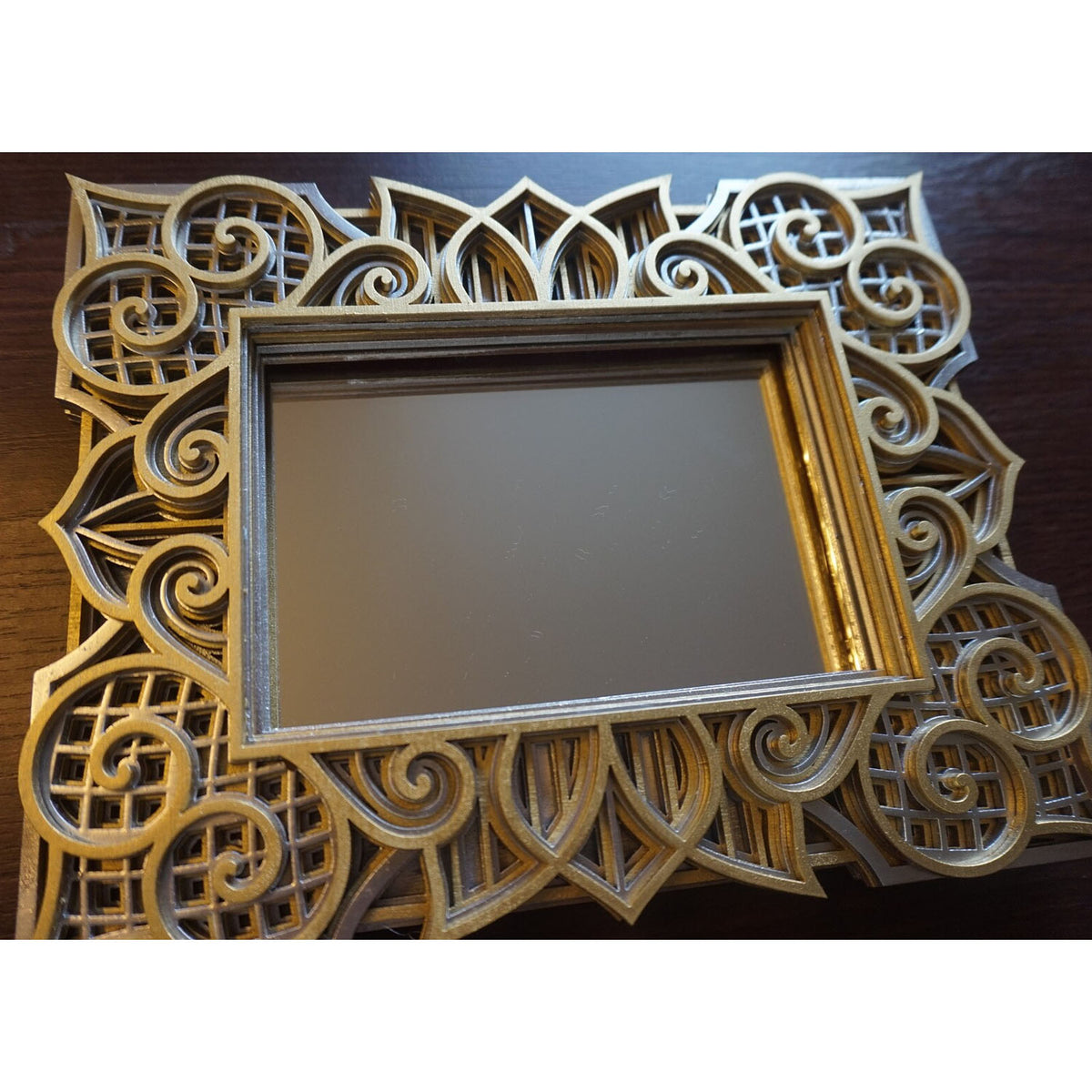 Oyef Wooden Mandala Mirror - Silver/Gold - Notbrand