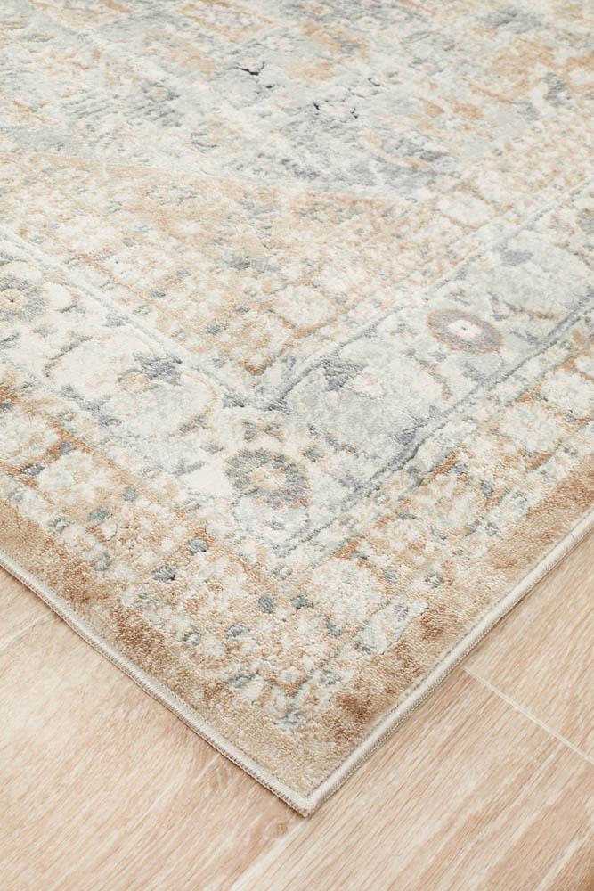 Providence Esquire Central Traditional Beige Rug - Notbrand