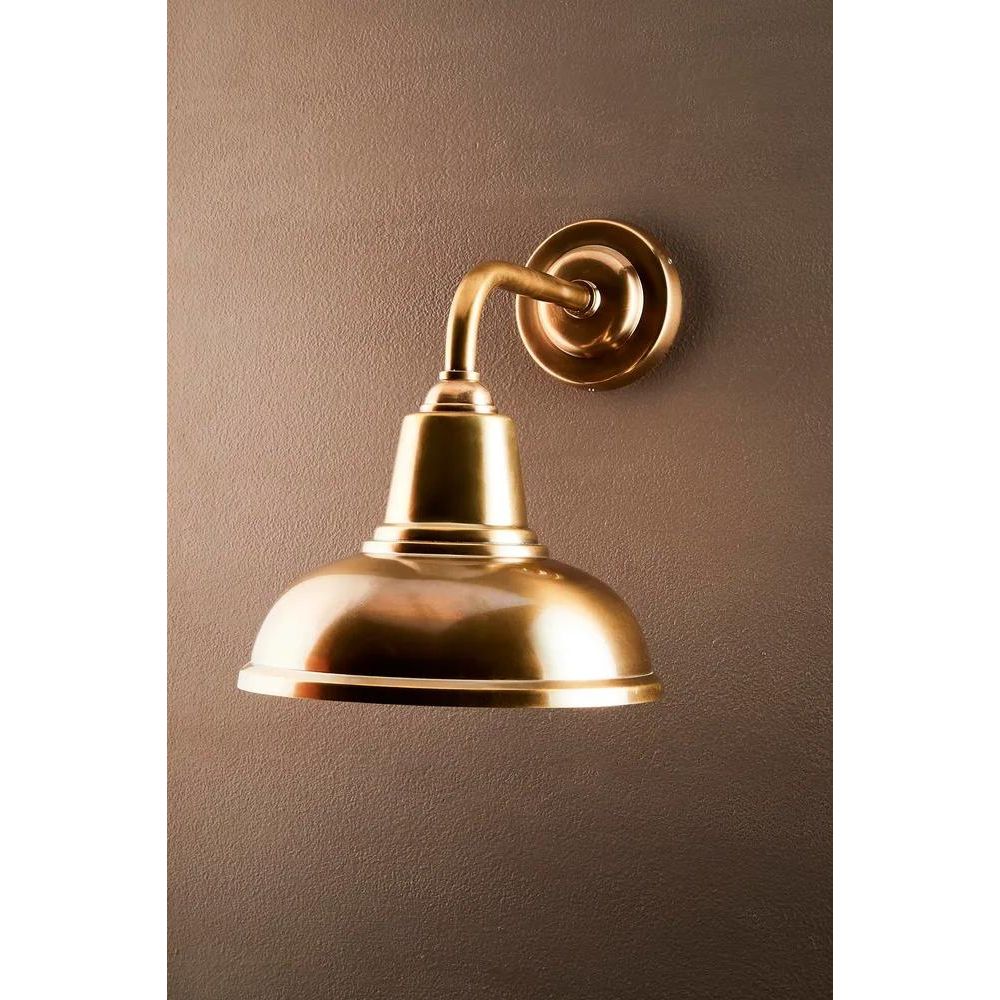 Seabrook Wall Light - Antique Brass - Notbrand