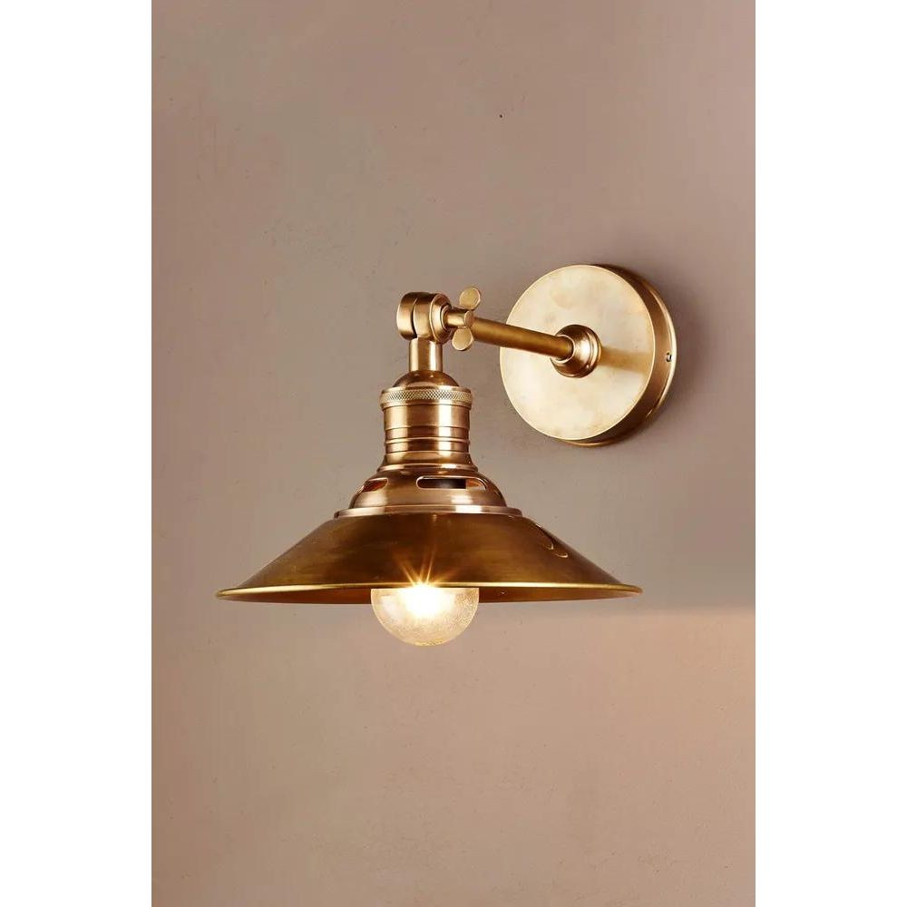 Bristol Wall Light - Antique Brass - Notbrand
