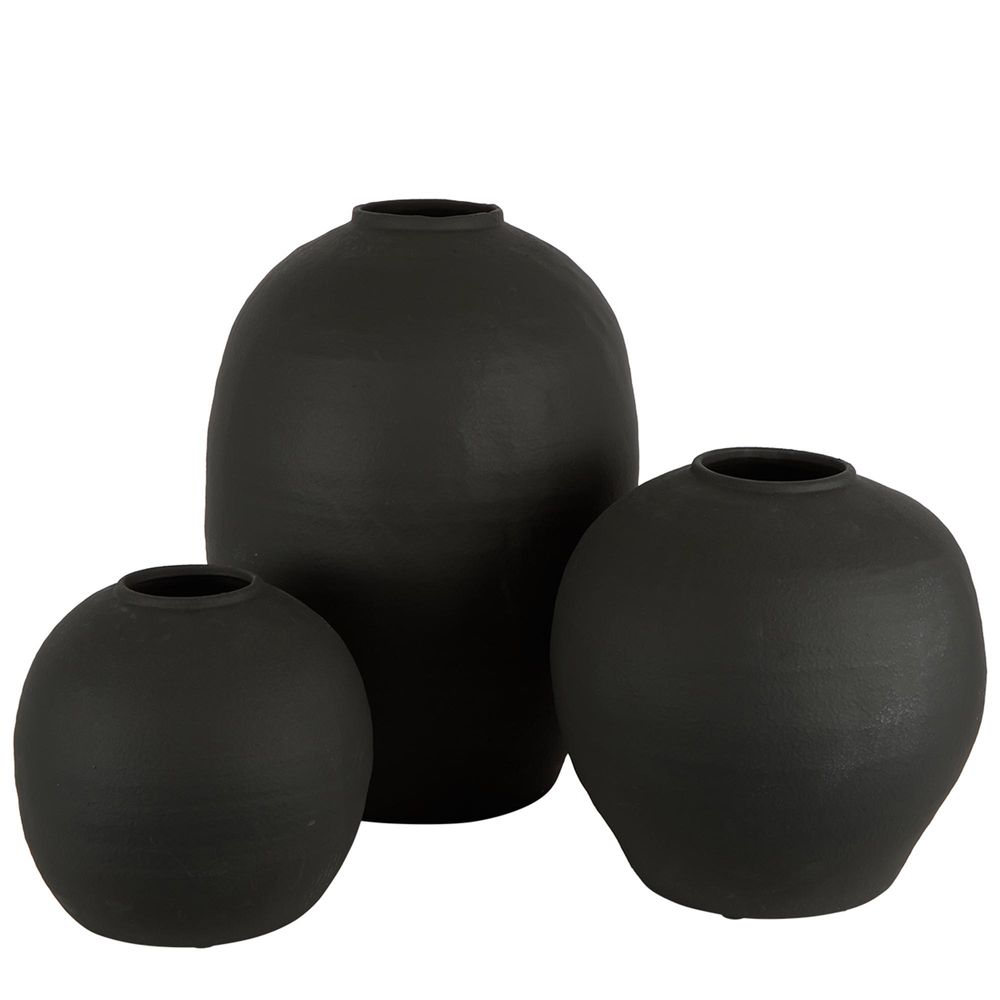 Cara Terracotta Vase In Black - Medium - Notbrand