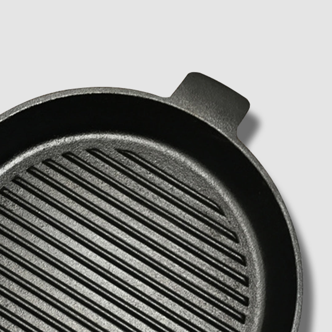 26CM ROUND RIBBED CAST IRON WITH HANDLE - Notbrand