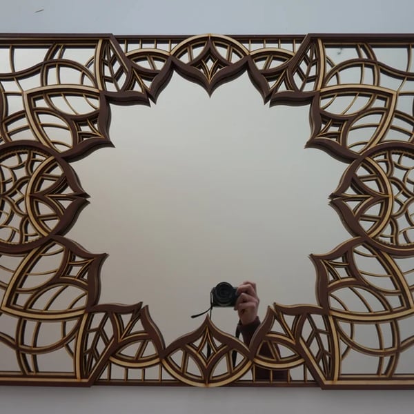 Perky Wooden Mirror Wall Art - Notbrand
